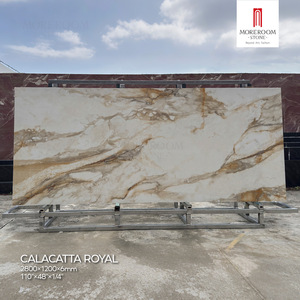 Losa de Piedra Artificial de Porcelana Dorada de Gran Formato, 1200X2800MM, Estilo Calacatta, <span class=keywords><strong>para</strong></span> Decoración de Paredes de Baños en Villas - Product Image 1