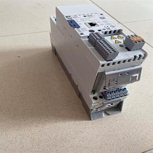 Contrôleur de moteur Lenze E84AVSCE3024VXS StateLine C 3 kW 400 V - Product Image 4