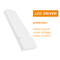 Driver LED version slim AC DC 12V 5A 100-240VAC Transformateur pour bande LED