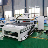 Jinan MISHI 4 têtes 4 broches 1530 fabrication industrielle de portes en bois coupe CNC routeur machine pour armoire