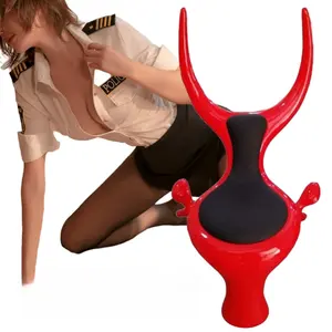 Ventes chaudes Thème Hôtel Fun Joy meubles bondage ensemble sexe chaise Vache corne siège, fibre de verre siège sex toys sexe meubles