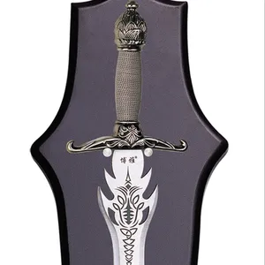 Du <span class=keywords><strong>seigneur</strong></span> <span class=keywords><strong>des</strong></span> <span class=keywords><strong>anneaux</strong></span> Adhafang épée d'arwen manche en bois rouge meilleure qualité fait à la main Cosplay décoration film fantaisie épée - Product Image 1