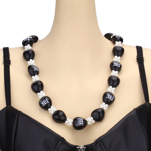 Collar de Graduación 2024 con Forma de Corazón, Colgantes con Temática de Perlas de Imitación, Joyería para Fiestas - Product Image 6