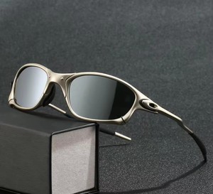 Occhiali da Sole in Metallo Marca Ok XX, Lenti Polarizzate UV400, Montatura in Lega Metallica, Stile Vintage di Lusso - Product Image 5