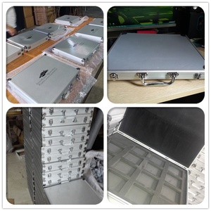 Hiện đại thân thiện với môi Trọng lượng nhẹ xách tay đá thạch anh mẫu vali có thể gập lại hợp kim nhôm hiển thị trường hợp cho công ty - Product Image 6