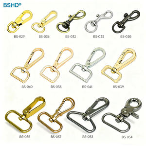 Logotipo personalizado giratorio Metal perro bolsa gancho a presión equipaje mascota <span class=keywords><strong>Collar</strong></span> Hardware fuerte resorte escalada mosquetón Aleación de Zinc - Product Image 1