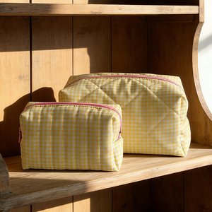 Borsa da Viaggio per Trucco Personalizzata in Gingham Giallo Crema <span class=keywords><strong>o</strong></span> <span class=keywords><strong>Borse</strong></span> Cosmetiche per Uso Quotidiano Personalizzabili con Logo per Donne e Ragazze - Product Image 4
