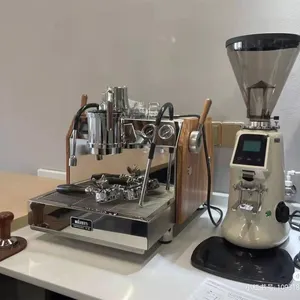 Em40 bomba rotativa comercial profissional, duas tanques, máquina semi-automática de café espresso