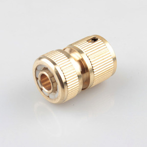 Conector de tubería de agua de cobre, acoplamiento de 12mm para lavado de coches y riego de flores, accesorio duradero de latón para manguera de jardín - Product Image 1
