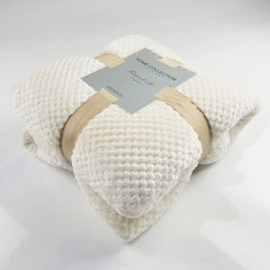 BeddingOutlet-Manta de forro polar de franela, <span class=keywords><strong>colcha</strong></span> de Color sólido, funda de felpa <span class=keywords><strong>para</strong></span> cama, sofá - Product Image 3