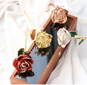 Rosa Natural Chapada en Oro de 24k, Suministro Directo de Fábrica, Regalo Creativo para el Día de San Valentín, Incluye Caja de Regalo y Soporte - Product Image 1