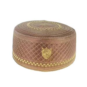 Nouveau design personnalisé de logo brodé <span class=keywords><strong>Bonnet</strong></span> chaud d'hiver en <span class=keywords><strong>coton</strong></span> de couleur olive pour hommes et femmes - Product Image 1