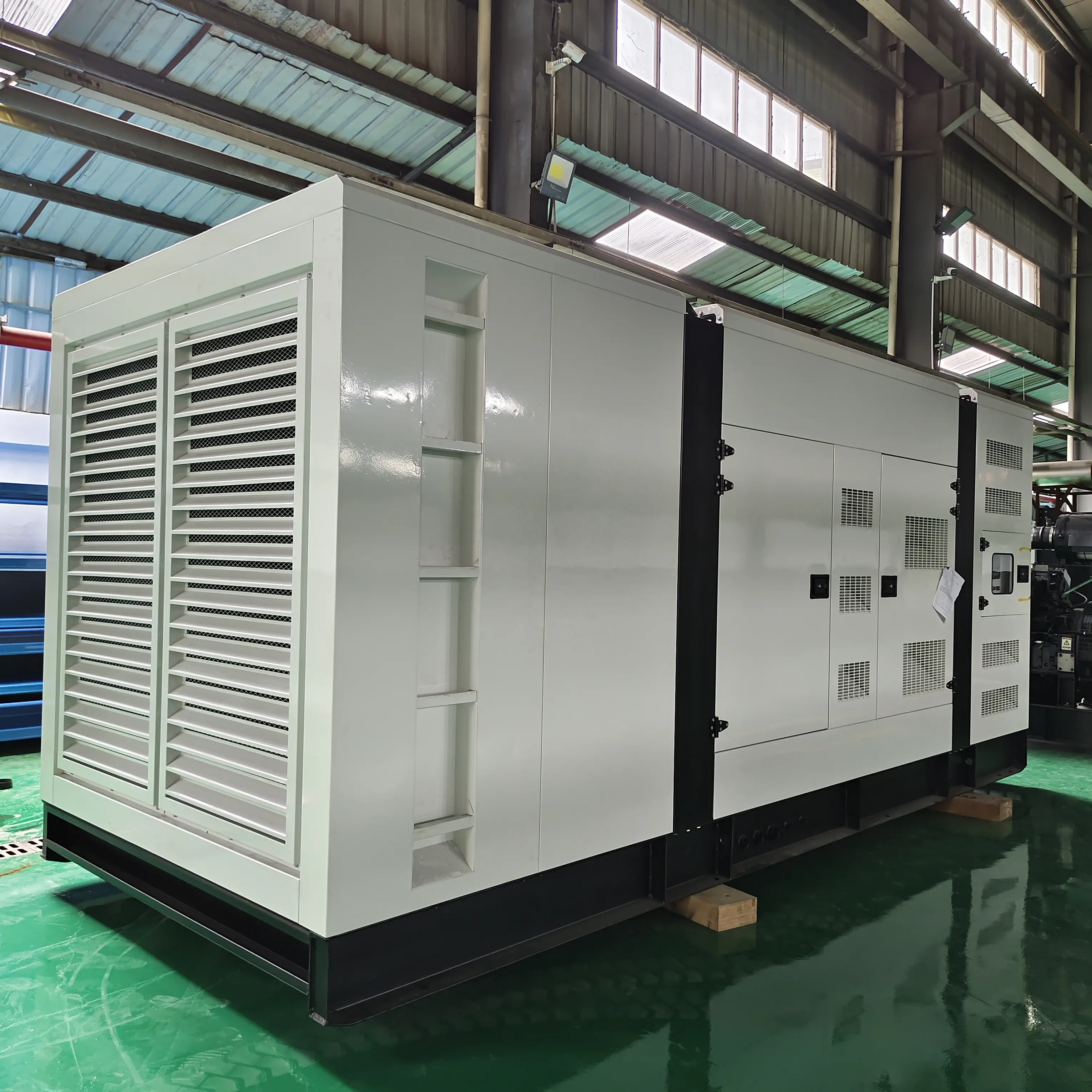 Generator Diesel 1000kva 800kw generator produsen di Cina 1100kva 880kw kedap suara generator besar