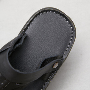 Sandalias de Cuero Genuino Hechas a Mano para Hombre, Punta Cerrada, Verano 2026, Cómodas y Duraderas, Calzado Masculino, Venta al Por Mayor de Fábrica - Product Image 3