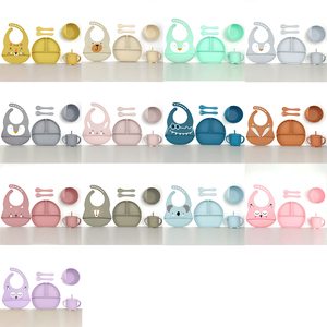 Juego de alimentación de silicona para bebé con patrón de baberos, placa de succión y taza de pajita para bebé, vajilla de comedor, juego de cubiertos Babero - Product Image 6