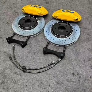 Caliper de Freno Modificado Personalizado para Kit de Frenos Grandes de 4 Pistones F50 para Nissan PATROL y60 y61 y62 GR V Wagon 17 18 pulgadas 330*30mm - Product Image 4