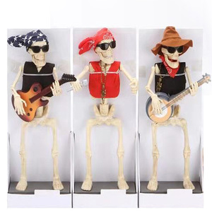 Offre Spéciale Cheep réaliste animé en plastique jouant de la guitare Pirates <span class=keywords><strong>Halloween</strong></span> accessoires animés - Product Image 1