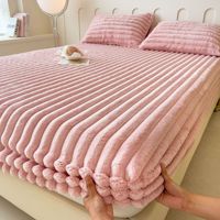 Protège-matelas en velours épais pour l'hiver Drap-housse Housses de matelas Drap-housse et plat Super doux pour bébé