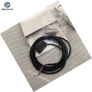 เครื่องอัดไฮดรอลิก PZ-M65 สำหรับการขึ้นรูปโลหะ การอัดพลาสติก และการอัดผง สำหรับใช้งานในอุตสาหกรรม - Product Image 1