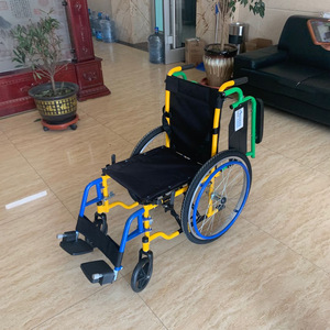 Fauteuil roulant manuel pour enfants, léger, en acier, réglable, pour une utilisation quotidienne et des activités sportives - Product Image 4