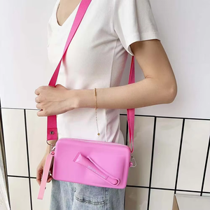 Luxury 3D Creative <strong>Design</strong> Silicone Crossbody Cosmetic <strong>Bag</strong> with Mobile <strong>Phone</strong> Storage Waterproof &amp; Shockproof - Product Image 3