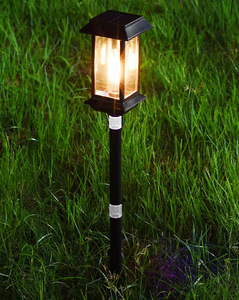 Lampada solare a LED <span class=keywords><strong>da</strong></span> <span class=keywords><strong>giardino</strong></span> <span class=keywords><strong>per</strong></span> esterno impermeabile montante a <span class=keywords><strong>terra</strong></span> lampada IP54 gradazione luce bianca calda <span class=keywords><strong>per</strong></span> la decorazione del cortile del <span class=keywords><strong>giardino</strong></span> - Product Image 6