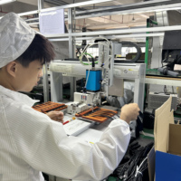 Carte de circuit imprimé (PCB) double face CEM1 OSP sans plomb pour la communication médicale IoT, le contrôle industriel et les composants électroniques grand public