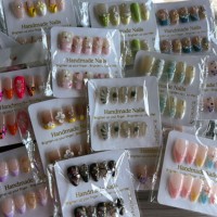 En gros 10pcs Haute Qualité Prix Usine À La Main Presse sur Ongles Mélangés Au Hasard