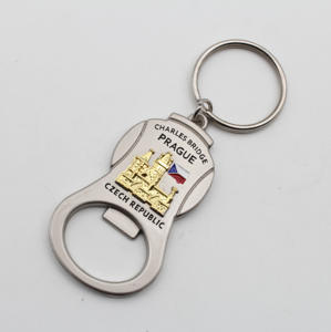Llavero abridor de botellas de Praga Puente de Carlos de recuerdo turístico de la República Checa de Metal personalizado - Product Image 3