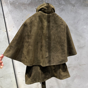 Veste en cuir de mouton véritable à col montant et manches chauve-souris pour femme, style cape - Product Image 2