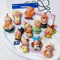 Xunxunren Figurines PVC Personnalisées Jouets Tendance Pièces Mignonnes Adorables Accessoires DIY pour Chaînes de Téléphone Articles Décoratifs Vente en Gros Star 12+
