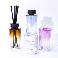 Bouteille de diffuseur de parfum de luxe avec logo personnalisé, vente en gros, forme ronde unique, base carrée, bouteille de diffuseur de parfum à roseaux dégradé avec boîte et bouchon à vis
