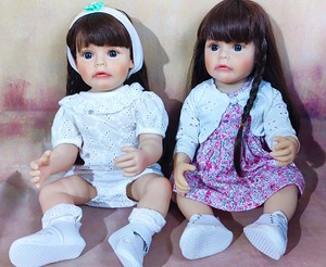 Poupées Bébé <span class=keywords><strong>Reborn</strong></span> Réalistes Noires en Vinyle Faites à la Main, Modèle de Jouet Souple 3D Peint avec Yeux Ouverts et Cheveux Changeables - Product Image 6
