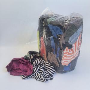 Paños de Limpieza Industriales de Algodón 100% para Envío a Corea, 40-60 CM con 10 KG de Trapos de Camiseta de Colores - Product Image 1