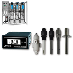 Probador de conductividad industrial CM230 para monitoreo de aguas subterráneas Compensación automática de temperatura Durable para estudios ambientales - Product Image 5