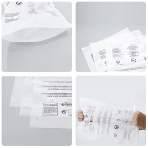 Sac universel en plastique PE givré noir Ziplock pour l'emballage de vêtements Chaussettes transfrontalières respectueuses de l'environnement - Product Image 2