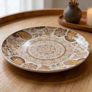 Ensemble d'assiettes à dîner marocaines en porcelaine fine, peintes à la main, écologiques et au design personnalisé - Product Image 1