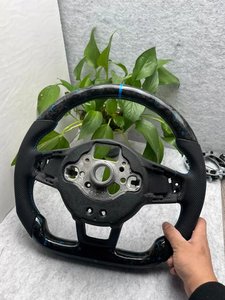 Volant sport en fibre de carbone personnalisé pour Volkswagen <span class=keywords><strong>Golf</strong></span> 6 <span class=keywords><strong>Golf</strong></span> 7 7.5 GTI <span class=keywords><strong>GTD</strong></span> GTE R 2013-2020 Polo GTI Passat CC R-Line - Product Image 3