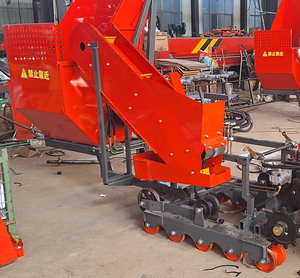 Moissonneuse de maïs compacte rouge 25 CV à chargement automatique - Product Image 4