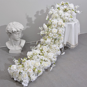 Chemin de table floral pour mariage, rangées de roses rouges artificielles pour décoration de mariage - Product Image 2