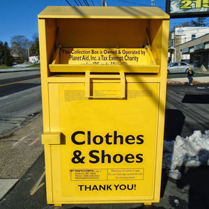Zapatos viejos amarillos <span class=keywords><strong>de</strong></span> acero para exteriores, papelera para dejar <span class=keywords><strong>ropa</strong></span>, caja <span class=keywords><strong>de</strong></span> donación <span class=keywords><strong>de</strong></span> caridad, papeleras <span class=keywords><strong>de</strong></span> reciclaje <span class=keywords><strong>de</strong></span> <span class=keywords><strong>juguetes</strong></span> <span class=keywords><strong>y</strong></span> <span class=keywords><strong>ropa</strong></span> usada <span class=keywords><strong>de</strong></span> Metal - Product Image 4