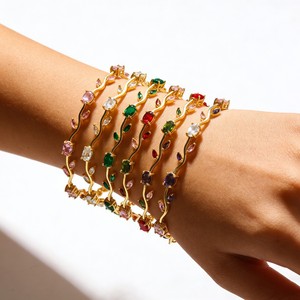 Wholesale Popular Hand Chain Colorful Diamonds Featuring Leaf Petal Fashion Luxurious Tulip Flower Leaf <b>Bracelet</b> Women - Product Image 2