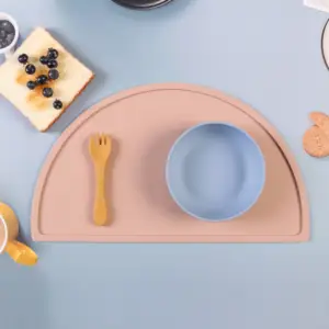熊宝宝硅胶垫防滑耐洗儿童餐垫-光青色