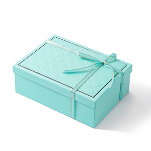 Scatola Regalo Pieghevole Grande Colorata <span class=keywords><strong>di</strong></span> Alta Qualità con Nastro, Logo Personalizzato, <span class=keywords><strong>Cartone</strong></span> Rigido Rinforzato, Vendita all'Ingrosso dalla Fabbrica, MOQ Basso - Product Image 4