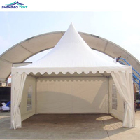 Tente spacieuse en alliage d'aluminium, structure pagode, toit en PVC imperméable, finitions décoratives résistantes aux UV, occasions spéciales, qualité supérieure