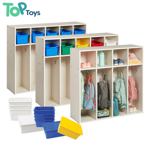 Casiers d'habillage Montessori modernes pour l'école maternelle pépinière salle de classe <span class=keywords><strong>armoire</strong></span> suspendue pour les vêtements des tout-petits sacs à dos - Product Image 1