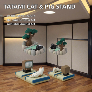 Tatami Japonés Anime Navidad <span class=keywords><strong>Tres</strong></span> Flores Gato Cerdo Rosa Soporte para Teléfono con Diseño de Aguas Termales Artesanía de Resina Pequeños Adornos - Product Image 2