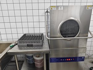 Lavastoviglie Industriale in Acciaio Inox con Sistema di Pulizia Automatico Rapido per Ristoranti - Product Image 4