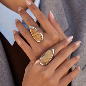 Verklaring: Grote ring van roestvrij staal met ovale traanvormige steen, trouwring van roestvrij staal, zilveren ring voor dames - Product Image 4