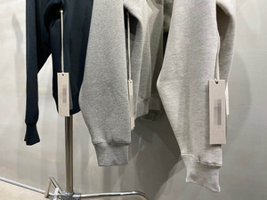 Sweat-shirts à capuche surdimensionnés de luxe personnalisés, qualité supérieure, essentiels, en flocage, couleur avoine clair et avoine foncé, extensibles, 3D - Product Image 5